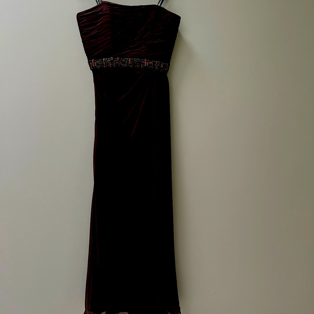 Melinda Eng embellished chiffon evening gown